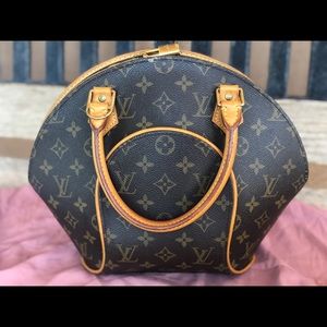 Authentic Louis Vuitton Ellipse pm